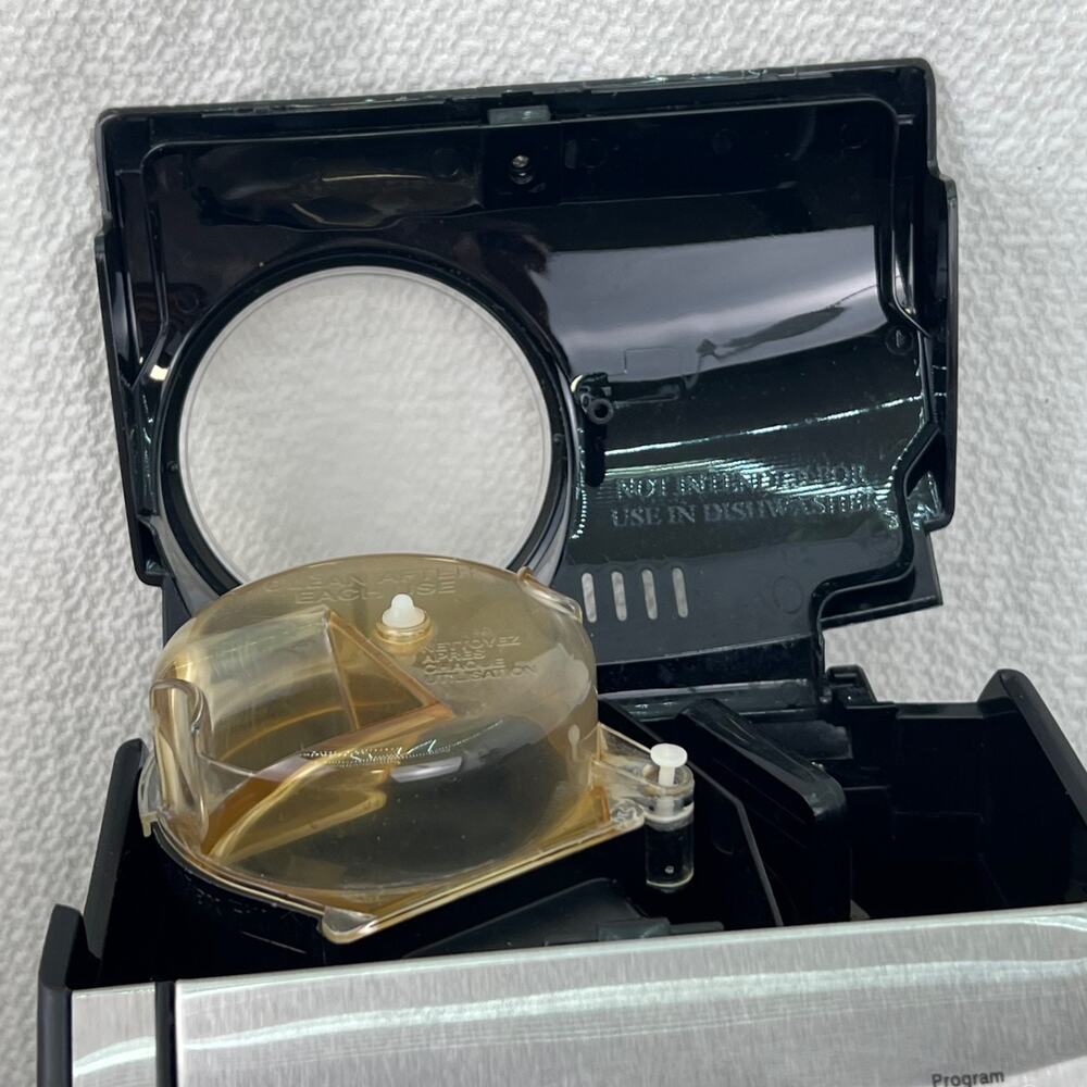 Cuisinart DGB-550 Grind & Brew 12-Cup Coffee Maker Tested Working - Picture 10 of 13